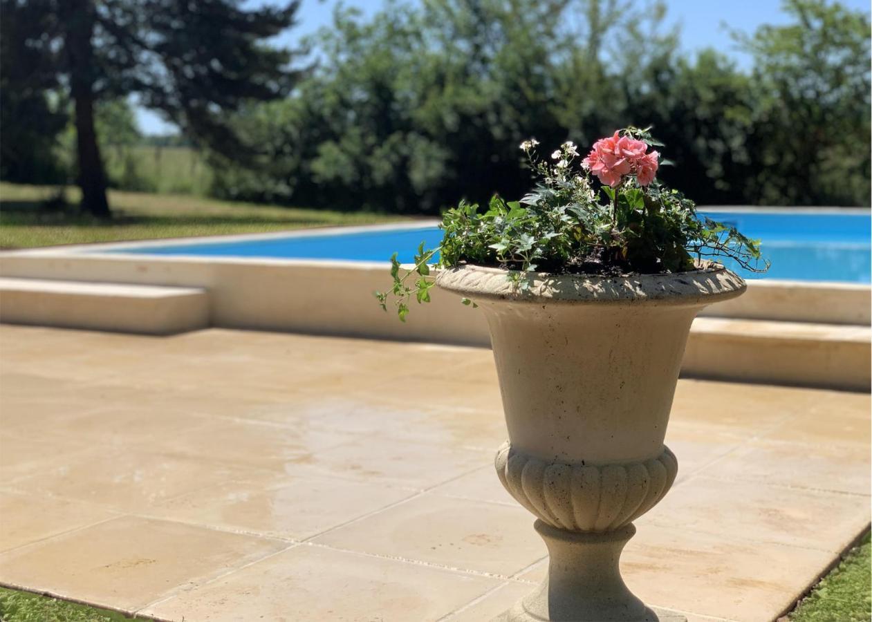 Chateau Mas De Pradie B&B Garden View Room Foissac  ภายนอก รูปภาพ